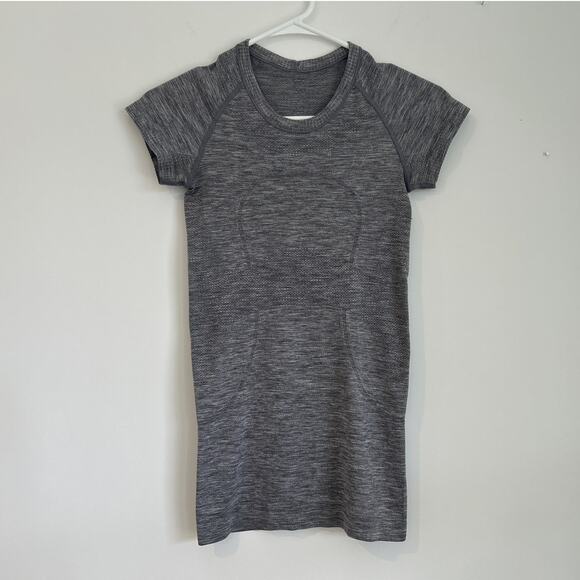 Lululemon Swiftly Tech Short Sleeve Women's Size 2 Gray Top - Picture 1 of 5